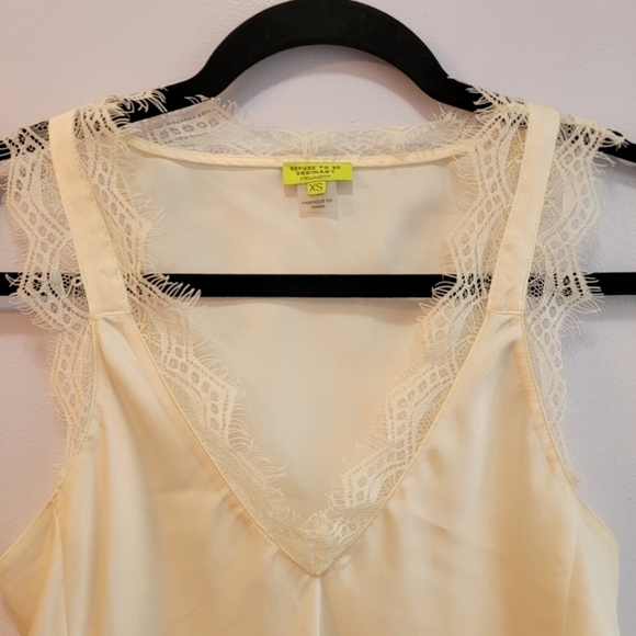 Stella and Dot Lace Tank Size XS - Picture 3 of 5